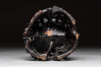 Four Chinese famille rose tazzas, one with a wooden stand, Xianfeng and Tongzhi marks, 19th C.