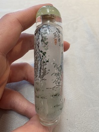 A collection of 12 Chinese glass snuff bottles, 19/20th C.