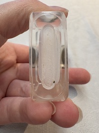 A collection of 12 Chinese glass snuff bottles, 19/20th C.