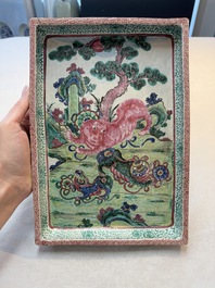 A Chinese enamelled Yixing stoneware rectangular tray with three Buddhist lions, 18/19th C.