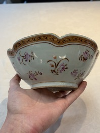 A Chinese Bencharong bowl for the Thai market and an export bowl for the American market, 19th C.