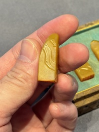 Five small Chinese tianhuang seals with a box, Eryue Xuan 二樂軒, Xinyu 心畬, Fu Ru 溥儒, Jiu Wangsun 舊王孫 and Luoshi Huiguan 羅室會館 mark, 19/20th C.