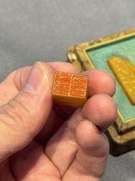Five small Chinese tianhuang seals with a box, Eryue Xuan 二樂軒, Xinyu 心畬, Fu Ru 溥儒, Jiu Wangsun 舊王孫 and Luoshi Huiguan 羅室會館 mark, 19/20th C.