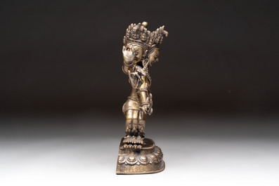 A fine Tibetan bronze sculpture of Mahakala, 19th C.