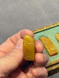 Five small Chinese tianhuang seals with a box, Eryue Xuan 二樂軒, Xinyu 心畬, Fu Ru 溥儒, Jiu Wangsun 舊王孫 and Luoshi Huiguan 羅室會館 mark, 19/20th C.