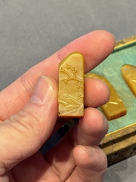 Five small Chinese tianhuang seals with a box, Eryue Xuan 二樂軒, Xinyu 心畬, Fu Ru 溥儒, Jiu Wangsun 舊王孫 and Luoshi Huiguan 羅室會館 mark, 19/20th C.