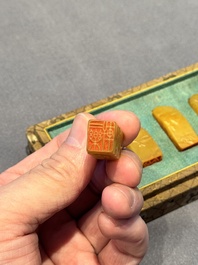 Five small Chinese tianhuang seals with a box, Eryue Xuan 二樂軒, Xinyu 心畬, Fu Ru 溥儒, Jiu Wangsun 舊王孫 and Luoshi Huiguan 羅室會館 mark, 19/20th C.