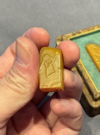 Five small Chinese tianhuang seals with a box, Eryue Xuan 二樂軒, Xinyu 心畬, Fu Ru 溥儒, Jiu Wangsun 舊王孫 and Luoshi Huiguan 羅室會館 mark, 19/20th C.