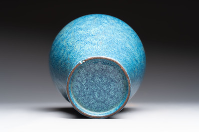 A Chinese robin's egg-glazed &lsquo;meiping&rsquo; vase, 19/20th C.