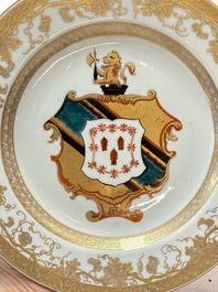 A Chinese armorial plate with the arms of Hanbury with Comyn in pretence, Yongzheng, ca. 1735