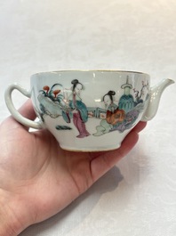 A Chinese famille rose teapot with ladies in a garden, Yongzheng mark, 19th C.