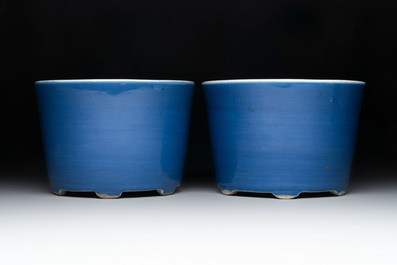 A pair of Chinese sacrificial blue-glazed jardini&egrave;res, Yongzheng mark, 19th C.