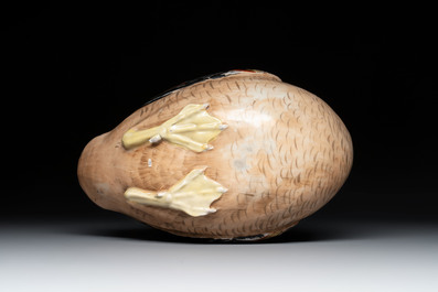 A Japanese Kutani duck-form vessel and a pair of small Satsuma vases, 19th C.