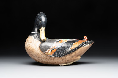 A Japanese Kutani duck-form vessel and a pair of small Satsuma vases, 19th C.