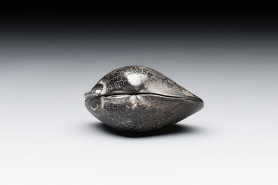 A small Chinese silver clam-shaped box with animals design, Tang/Song