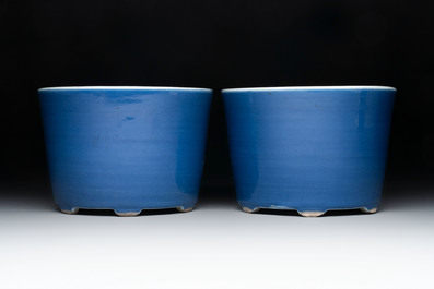 A pair of Chinese sacrificial blue-glazed jardini&egrave;res, Yongzheng mark, 19th C.