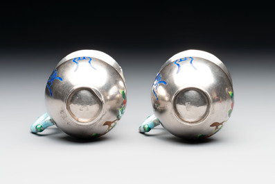 A pair of Chinese enamelled silver handled cups, Zu Wen 足紋 mark, 20th C.