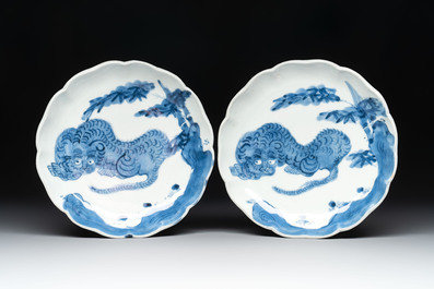 A set of four Japanese Arita 'tiger' plates, Edo, 18th C.