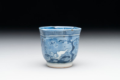 A Japanese blue and white 'rabbit' cup and a 'deer' plate, Edo, 17th C.