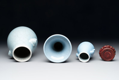Three Chinese claire-de-lune vases, one with a wooden stand, Yongzheng mark, 19/20th C.