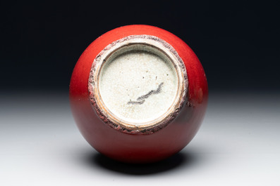A Chinese copper-red-glazed bottle vase, 19th C.