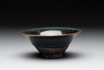 Three Chinese Jian 'hare fur' tea bowls, Song/Yuan