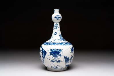 A blue and white Dutch Delft chinoiserie Transitional-style bottle vase, 18th C.