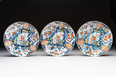 Six polychrome Dutch Delft 'lightning' plates, 18th C.