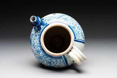 A fine blue and white Antwerp maiolica wet drug jar, 16th C.