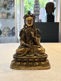 A fine Chinese gilt-bronze Bodhisattva, 18/19th C.