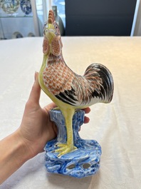 A pair of Chinese polychrome-glazed models of roosters, 18/19th C.
