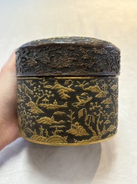An imperial Vietnamese gold and silver-inlaid cylindrical tea box and cover, Hợp kim gồm ba lượng ch&iacute;n ph&acirc;n v&agrave;ng bảy ph&acirc;n đồng  mark, 18/19th C.