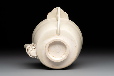 A rare Chinese ding-type handled cup, Song