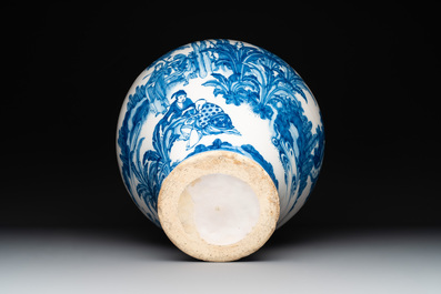 A large blue and white Dutch Delft chinoiserie baluster vase in Transitional style, 2nd half 17th C.