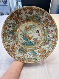 A Chinese wucai covered box, a blue and white ewer, a famille rose covered box and a plate, Wanli, Kangxi and Guangxu mark, 19/20th C.