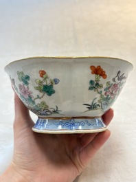 Four Chinese famille rose tazzas, one with a wooden stand, Xianfeng and Tongzhi marks, 19th C.