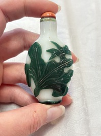A diverse group of four Chinese snuff bottles, one with Qianlong mark, 19th C.