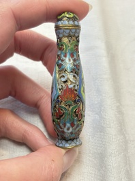 A diverse group of four Chinese snuff bottles, one with Qianlong mark, 19th C.