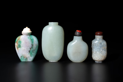 Seven Chinese jade and jadeite snuff bottles, 19th C.