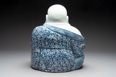 A large Chinese blue, white and copper-red Milefo Buddha, Zhu Mao Ji 朱茂記造 mark, 20th C.