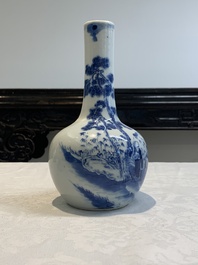 A pair of Chinese blue and white wine jugs with a chilong-form handle, possibly for the Vietnamese market, 19th C.