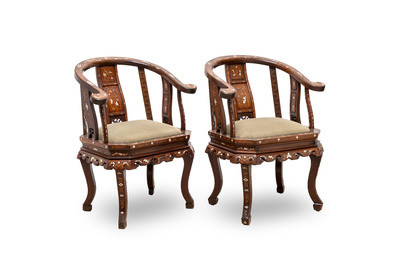 A pair of Chinese bone-inlaid hongmu chairs with dragons and phoenixes design, 20th C.