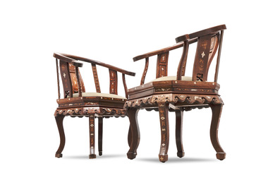 A pair of Chinese bone-inlaid hongmu chairs with dragons and phoenixes design, 20th C.