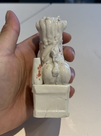 Two Chinese Dehua blanc de Chine figures of Guanyin and Shoulao and a pair of Buddhist lions, He Chaozong 何朝宗 mark, 18/19th C.