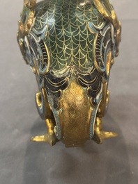 A pair of Chinese cloisonn&eacute; duck-form vases, 19/20th C.