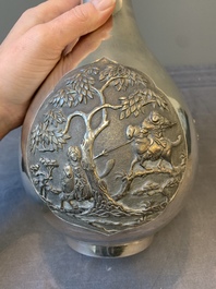 A Chinese silver 'battle scenes' 'yuhuchunping' vase, 19/20th C.