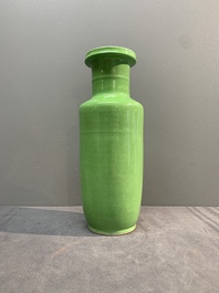 A Chinese lime-green-glazed rouleau vase, 19th C.