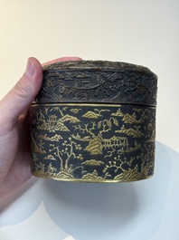 An imperial Vietnamese gold and silver-inlaid cylindrical tea box and cover, Hợp kim gồm ba lượng ch&iacute;n ph&acirc;n v&agrave;ng bảy ph&acirc;n đồng  mark, 18/19th C.