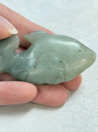 Two Chinese celadon, white and russet jade carvings, 18/19th C.