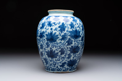 A rare blue and white Dutch Delft Ming-style chinoiserie 'lotus scroll' jar, late 17th C.